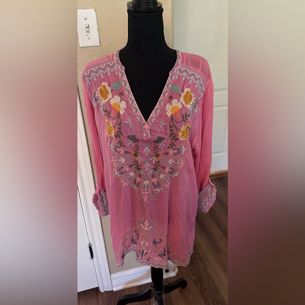 Johnny Was Pink Floral Embroidered Blouse with Cuff Detailing -L -NWOT